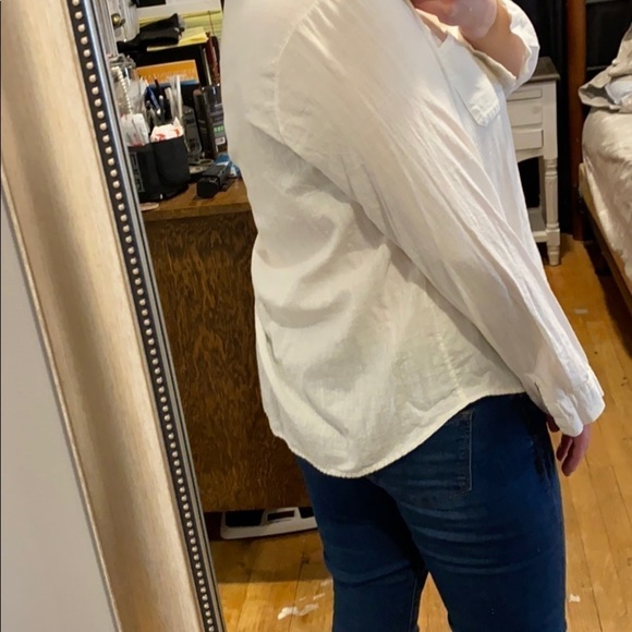 Textured Beachy White Linen Shirt - Picture 3 of 13